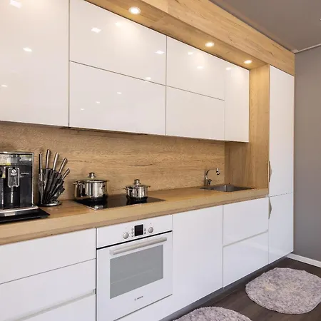 Lore With Private Garage * ماكارسكا